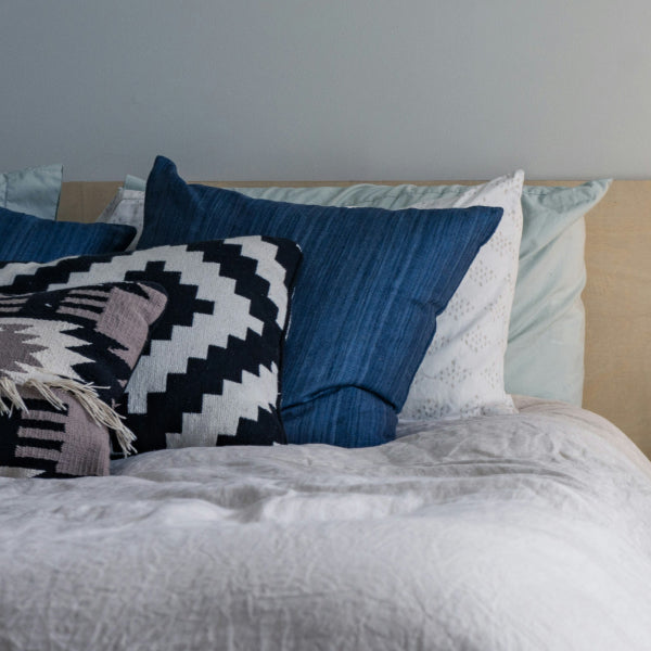 Sleep Your Way to a Better Mood: Tips for Calm Vibes at Night